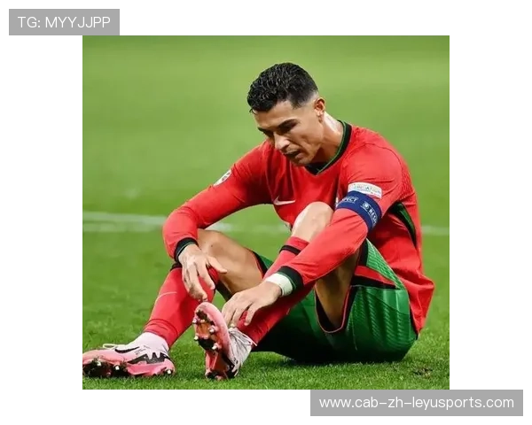 C罗队内表现被称为最佳榜样，c罗评心中最佳阵容